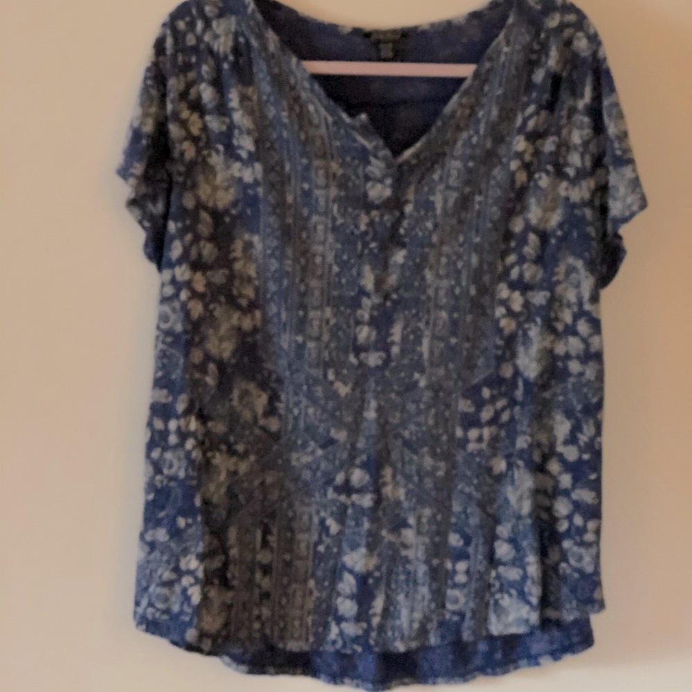 Lucky Brand T- Shirt